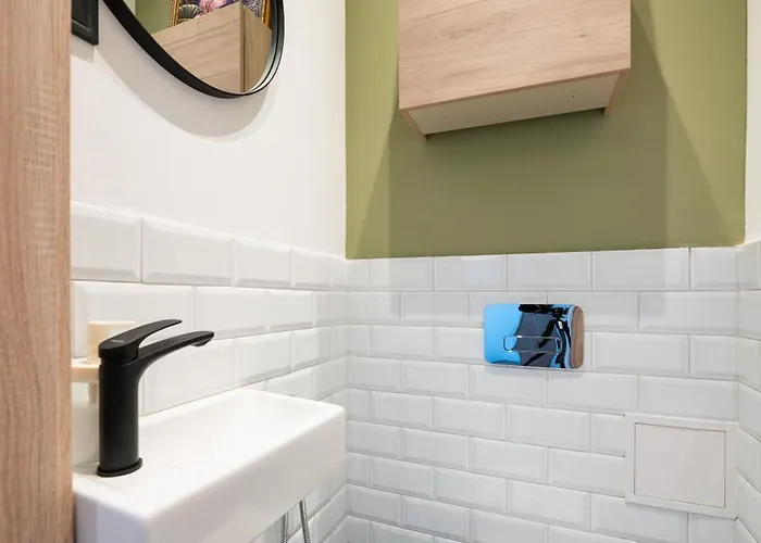 Library ソフィア